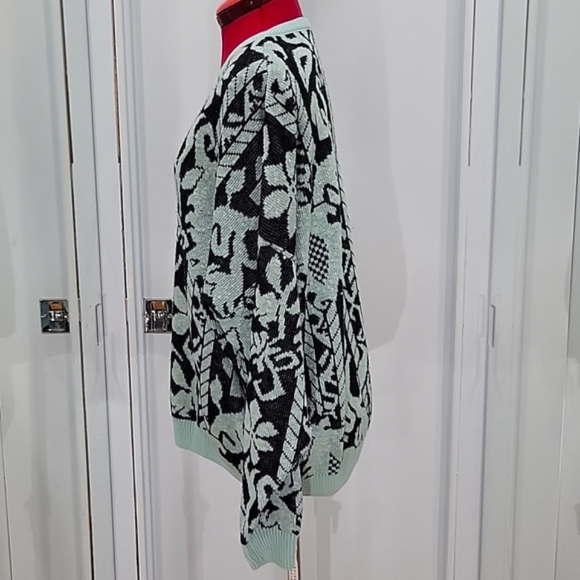 Vintage patterned knit sweater - Picture 2 of 4